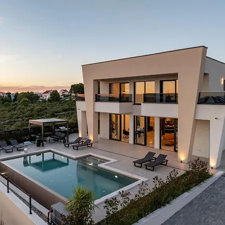 Odeona Zadarvillas * 자다르