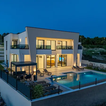 Odeona Zadarvillas 자다르